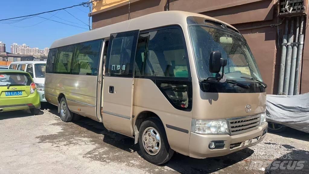 Toyota Coaster 公路客運汽車