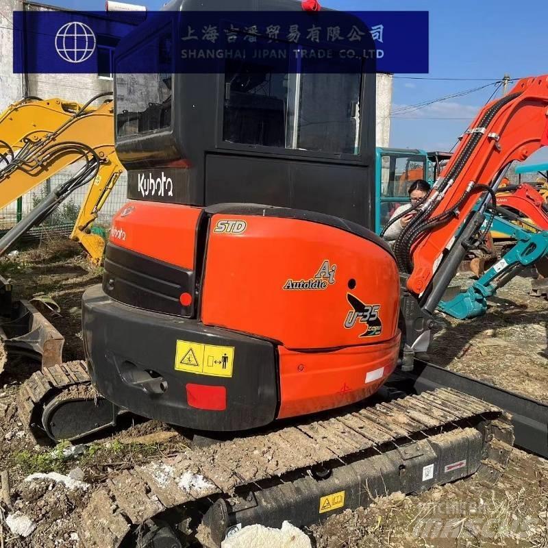 Kubota U 35 小型挖土機/掘鑿機<7t(小型挖掘機)