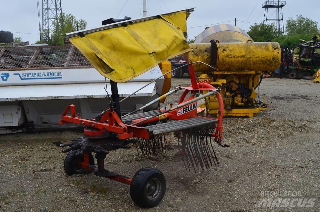 Fella TS 391 堆草機
