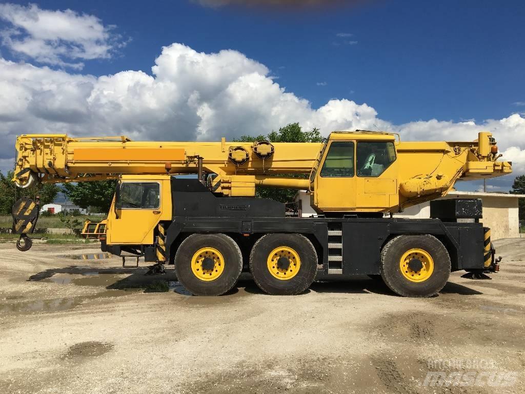 Liebherr LTM 1050 全路面起重機/吊車