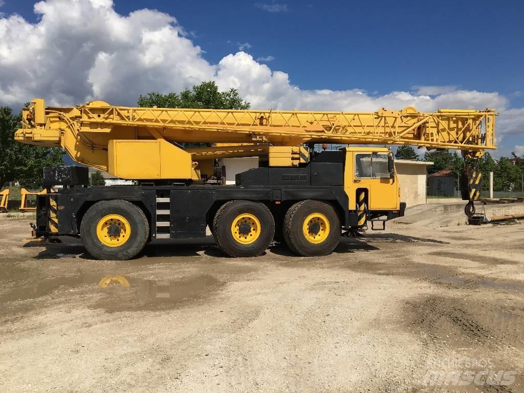Liebherr LTM 1050 全路面起重機/吊車