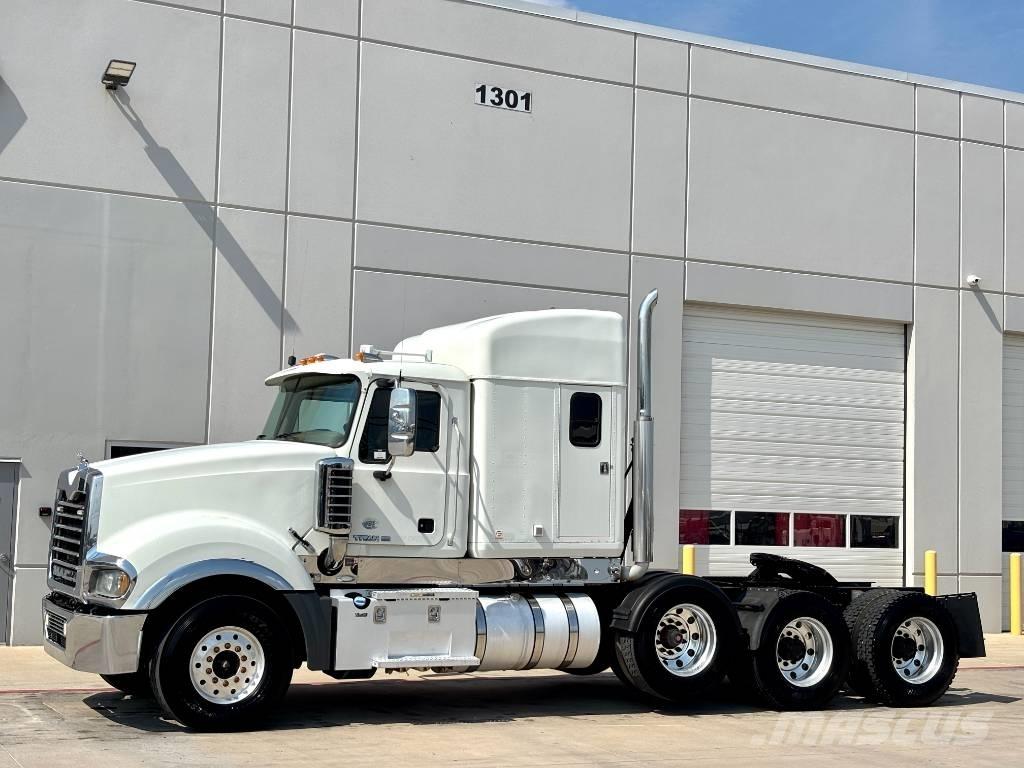 Mack Titan TD 713 曳引機組件