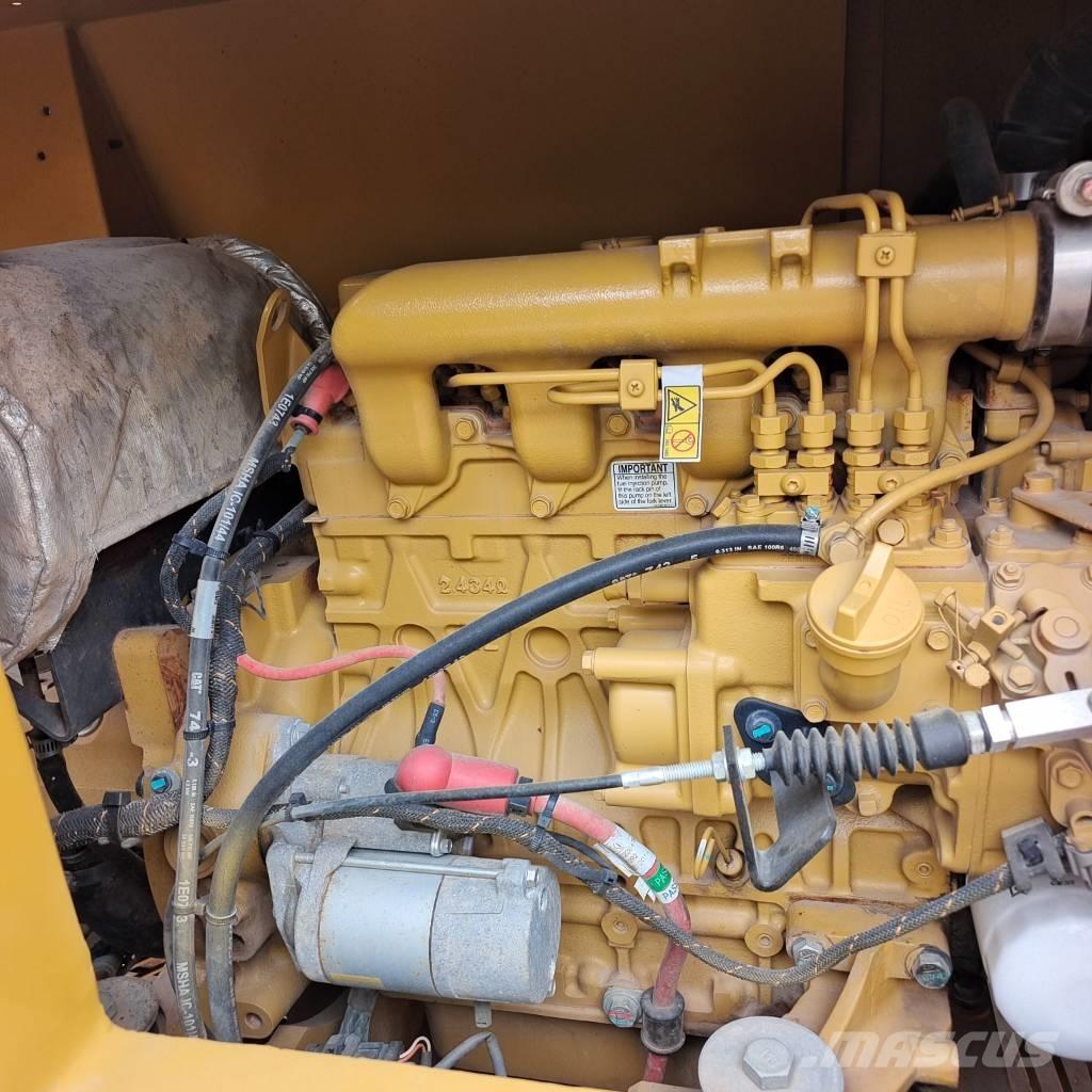 CAT 306E 小型挖土機/掘鑿機<7t(小型挖掘機)