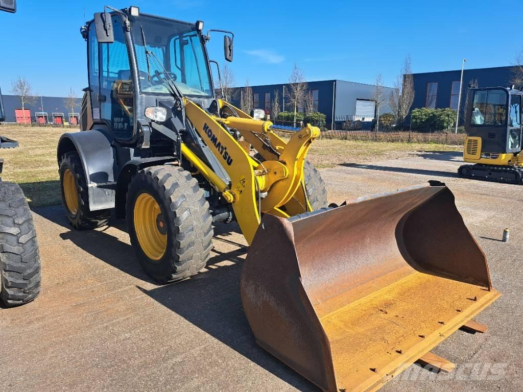 Komatsu WA100-8E0 輪胎式裝載機