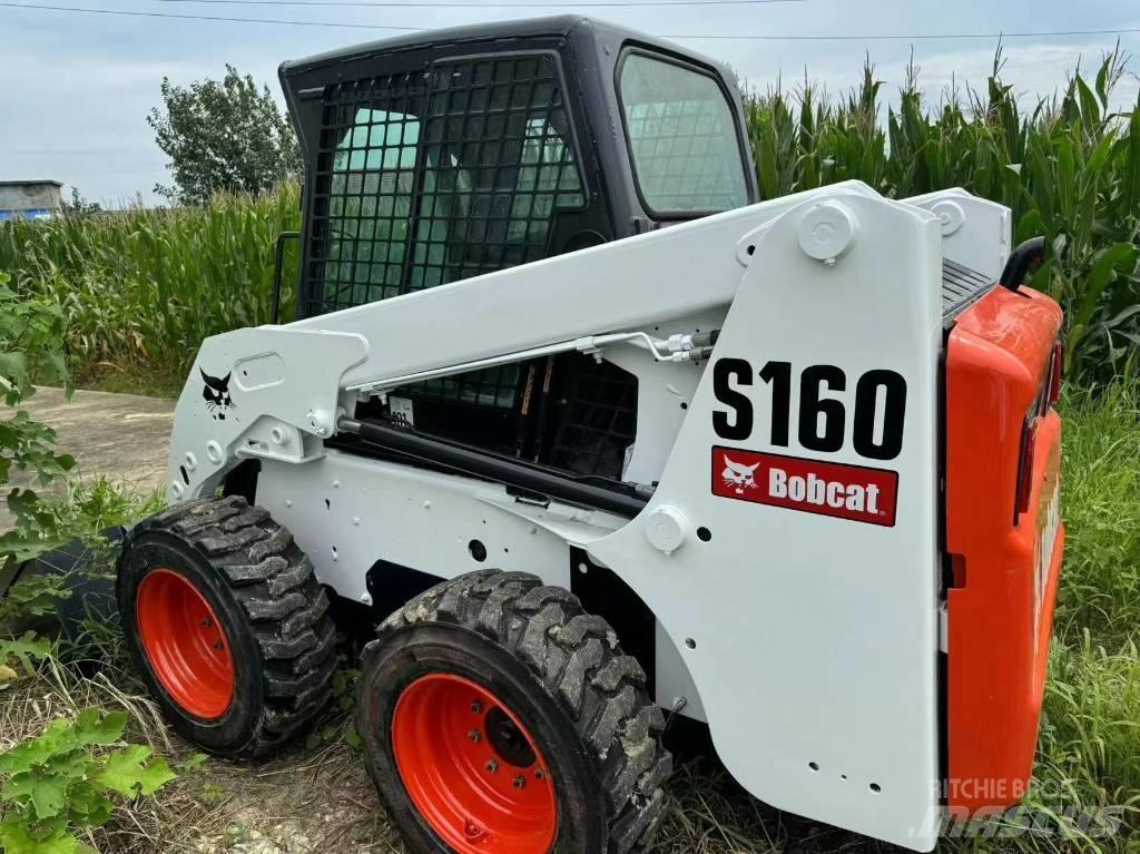 Bobcat S160 滑移轉向裝載機