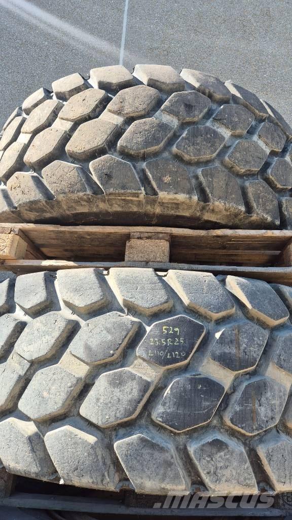 Bridgestone 23.5R25 輪胎、車輪和輪圈