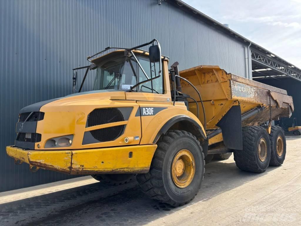 Volvo A30F 鉸接式起吊車