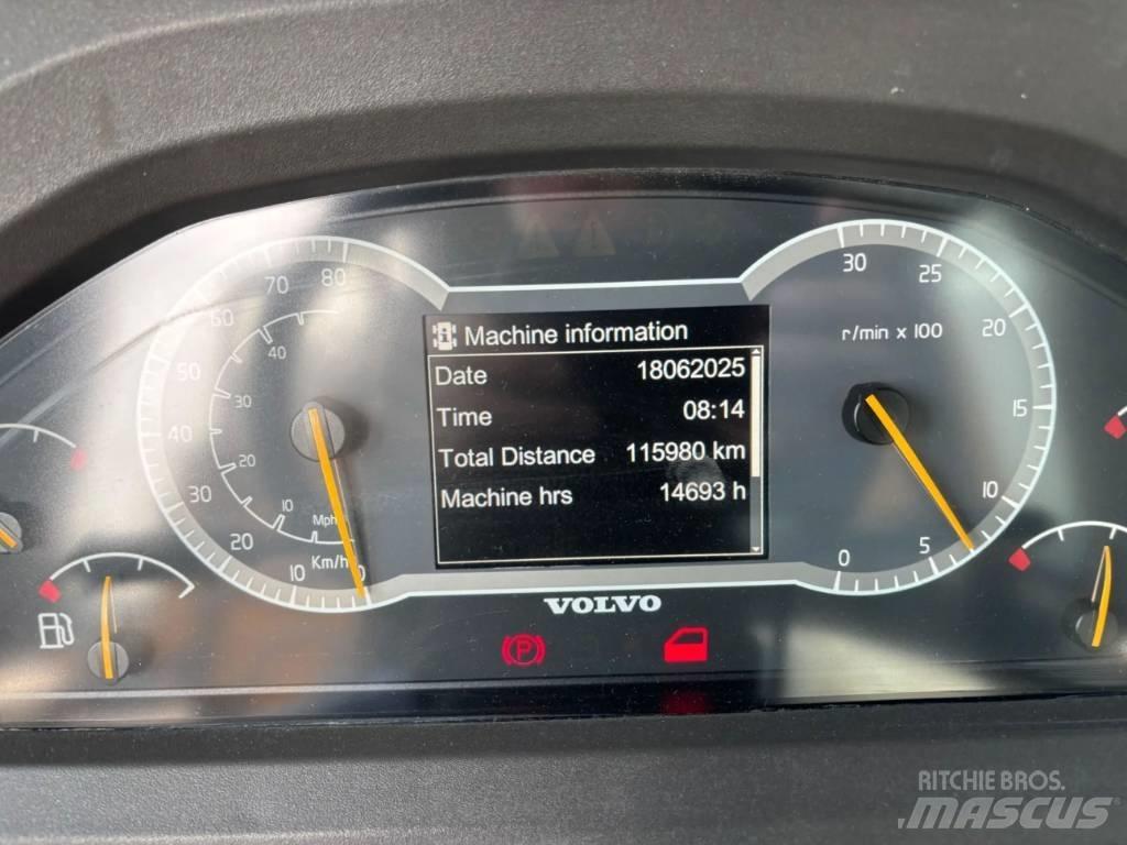 Volvo A30F 鉸接式起吊車