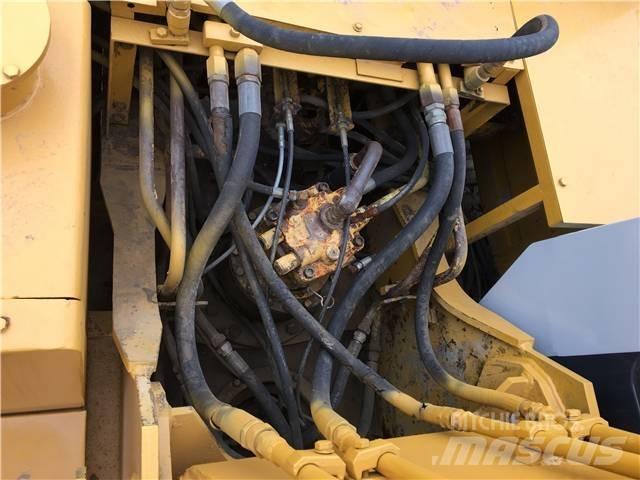 Sumitomo S280 履帶式 挖土機/掘鑿機/挖掘機