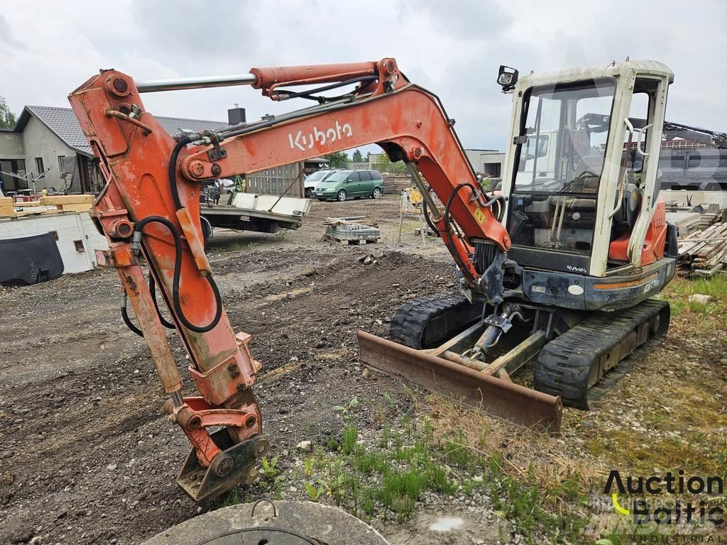 Kubota KX 121-3 小型挖土機/掘鑿機<7t(小型挖掘機)