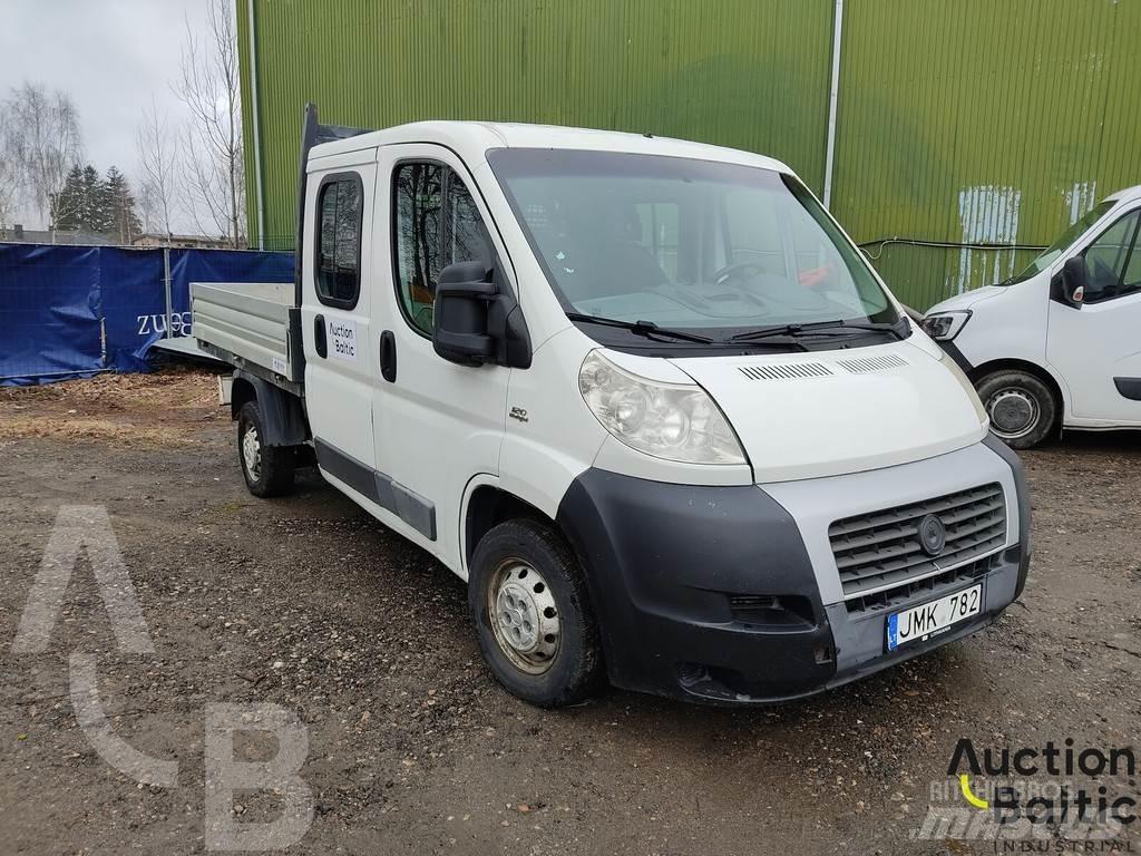 Fiat Ducato 皮卡.傳統半斗卡車/側卸板