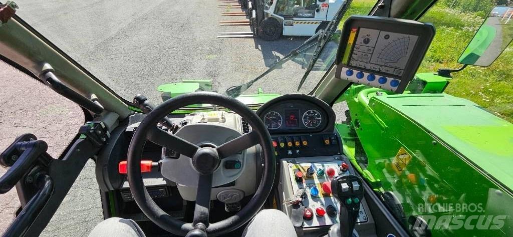Merlo P40.17PLUS 伸縮臂操作車