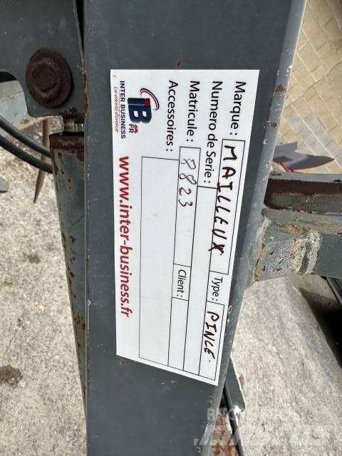 MAILLEUX MANIBALLE 貨物鉗車