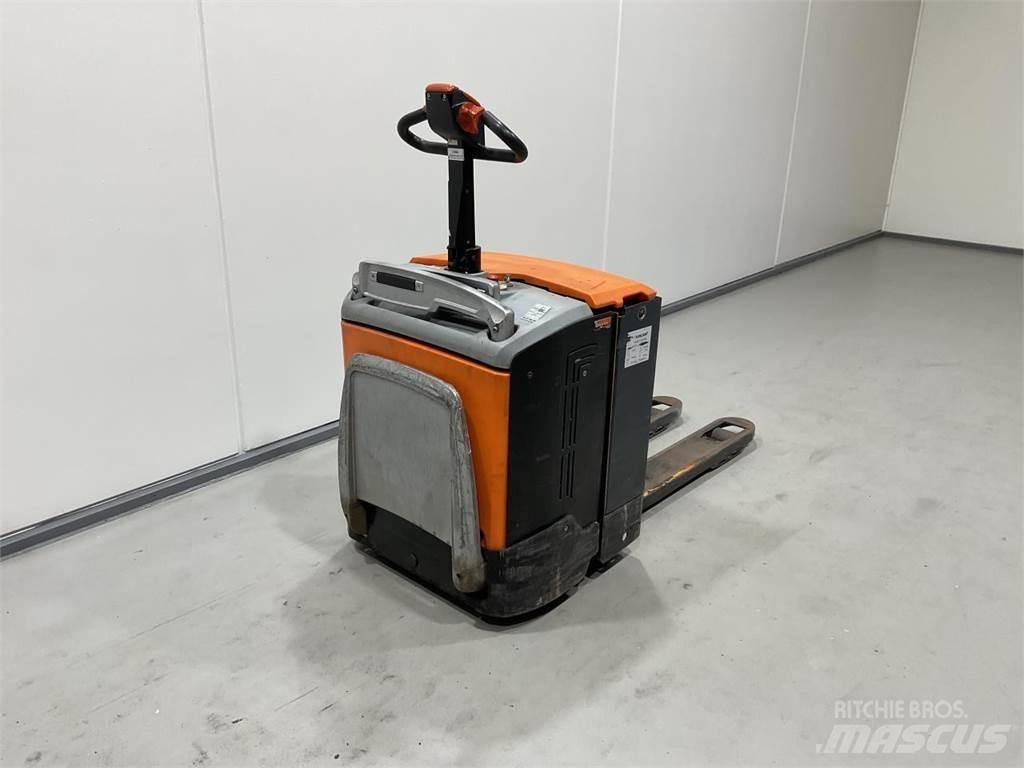 Rocla TP20AC 平台型低架升降機
