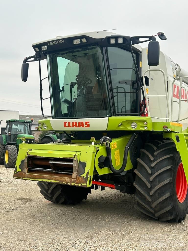CLAAS Lexion 530 聯合收穫機