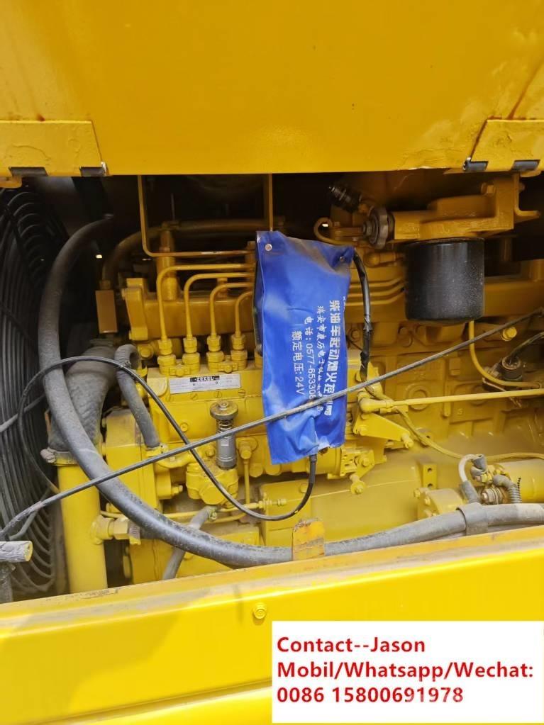 Komatsu WA 100 輪胎式裝載機