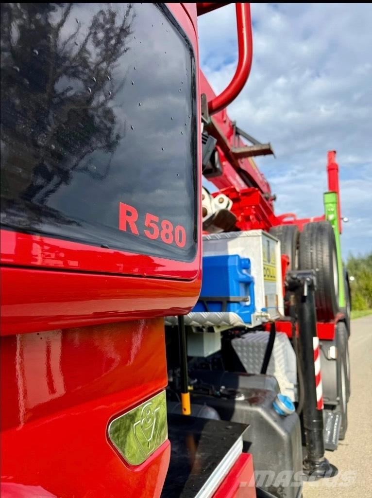 Scania R580 V8 6x4 木材貨車