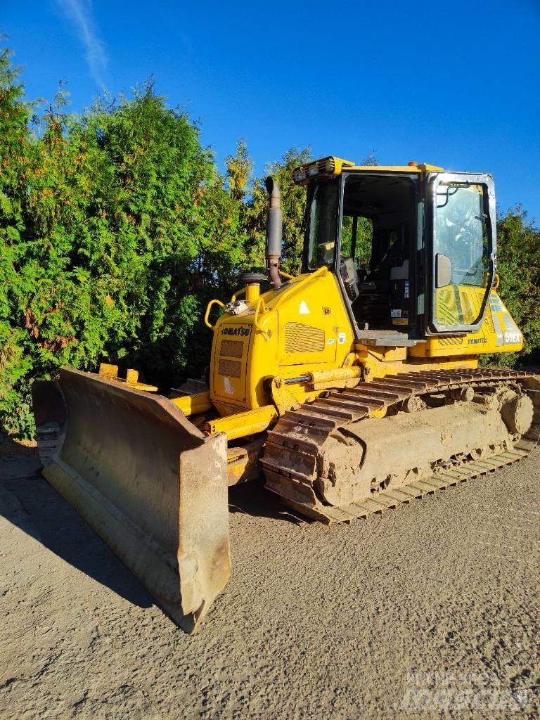 Komatsu D 51 履帶推土機