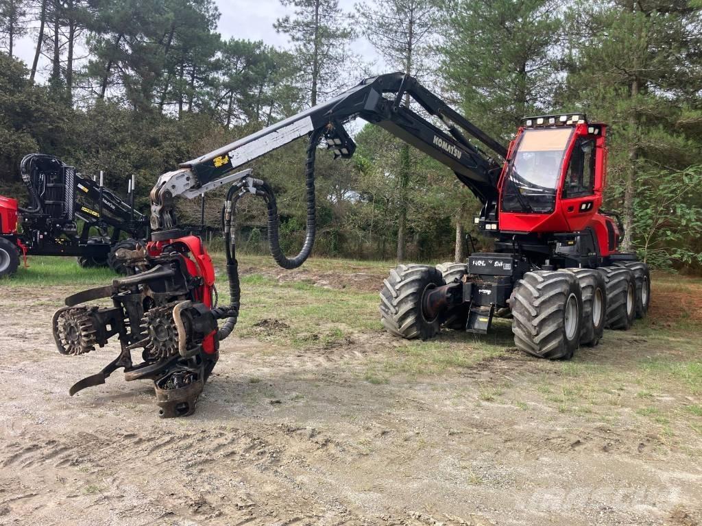 Komatsu 931 XC 收穫機