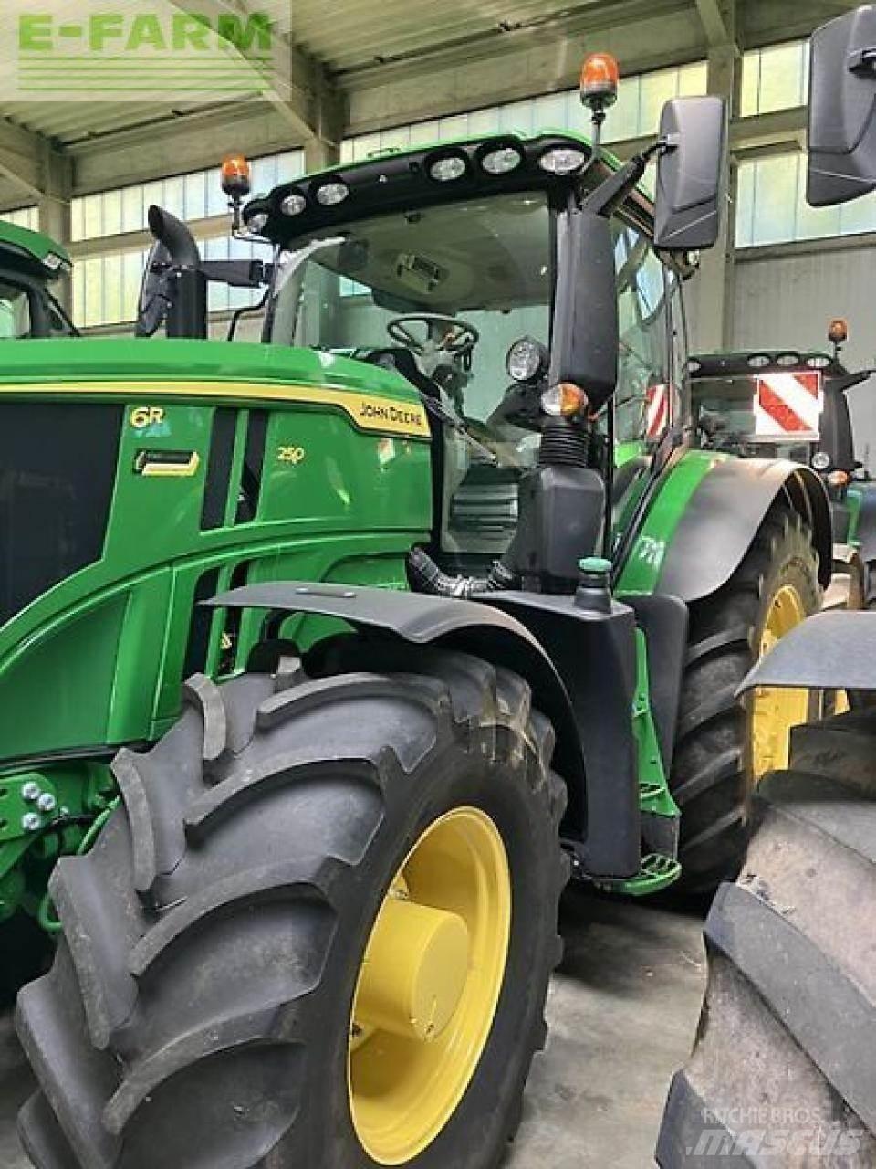 John Deere 6r 250 曳引機