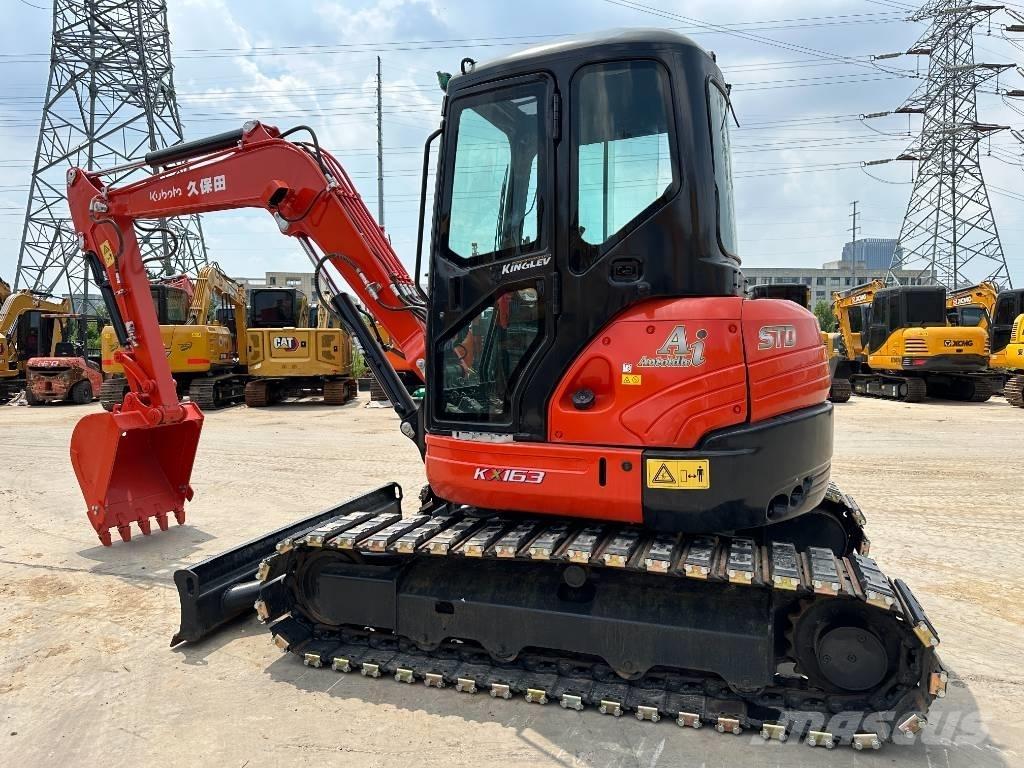 Kubota KX163 小型挖土機/掘鑿機<7t(小型挖掘機)