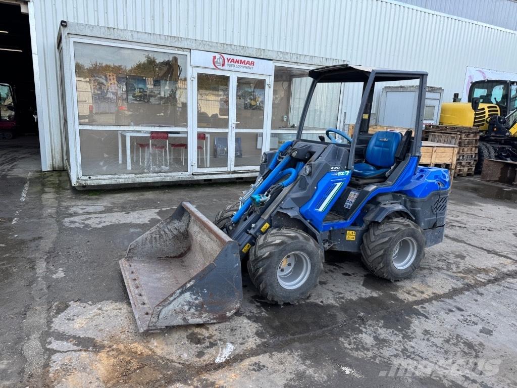 MultiOne EZ7 (ELECT) 輪胎式裝載機