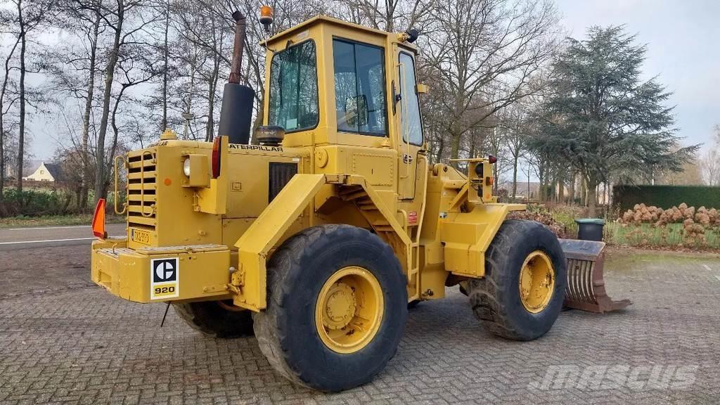 CAT 920 輪胎式裝載機
