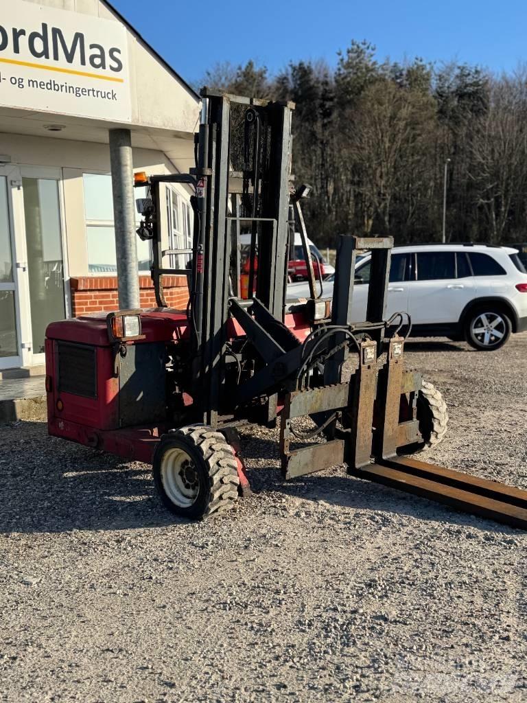 Moffett M4 25.3 柴油卡車