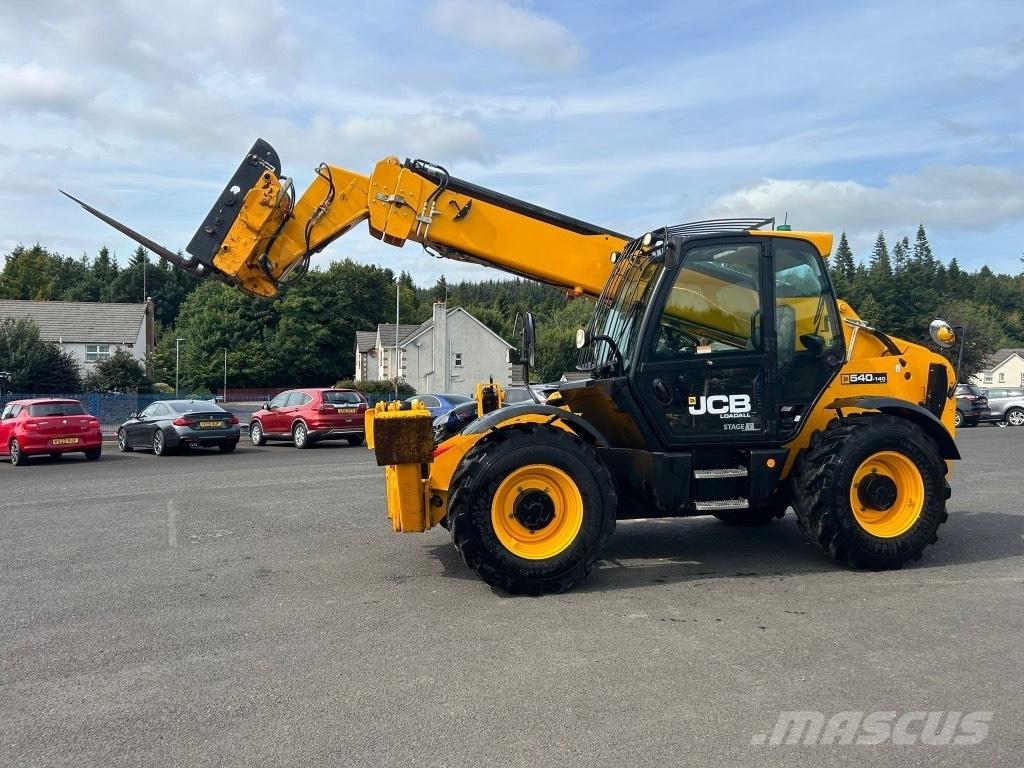 JCB 540-140 Sway / AC 伸縮臂操作車