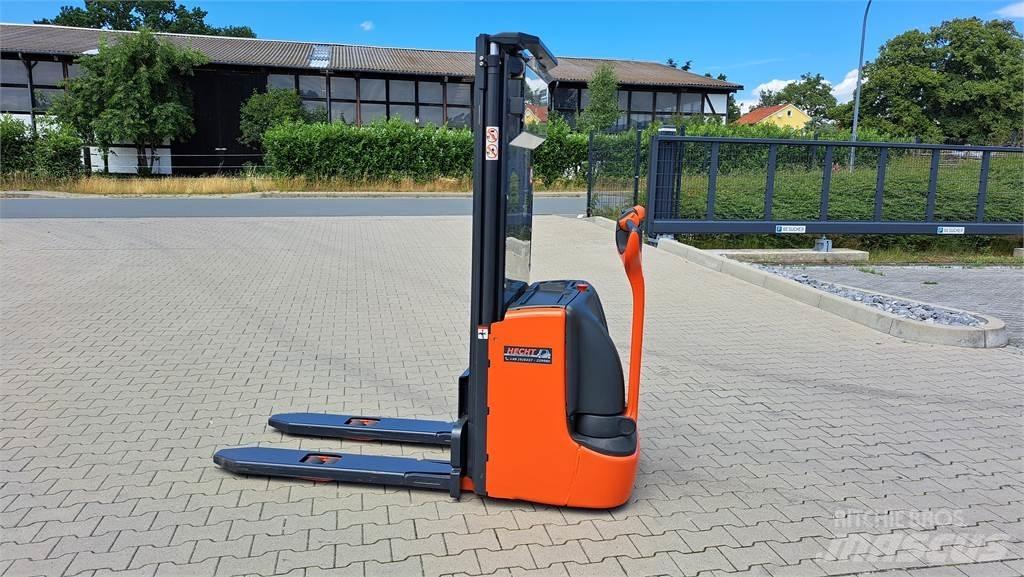 Linde L14C 行走控制式堆積機