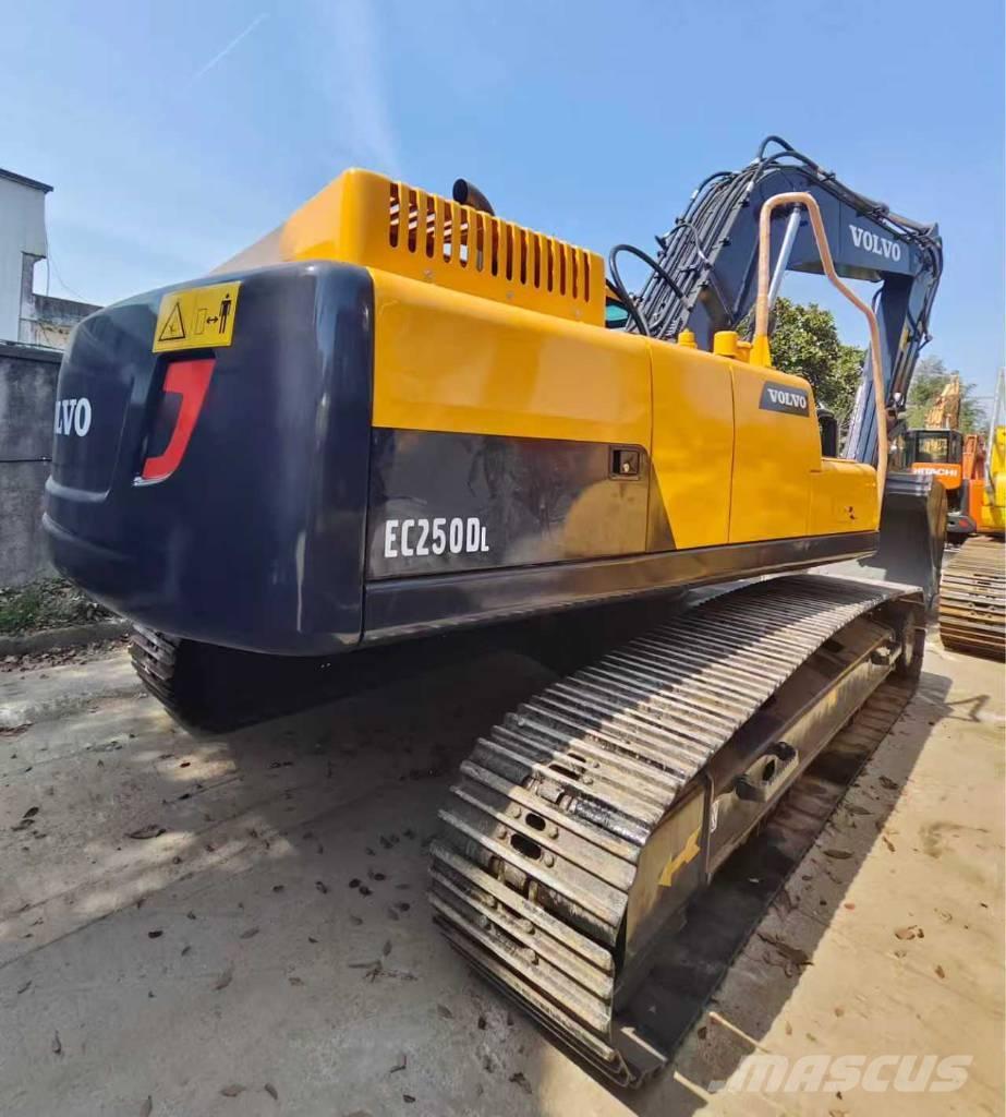 Volvo EC 250 D L 履帶式 挖土機/掘鑿機/挖掘機