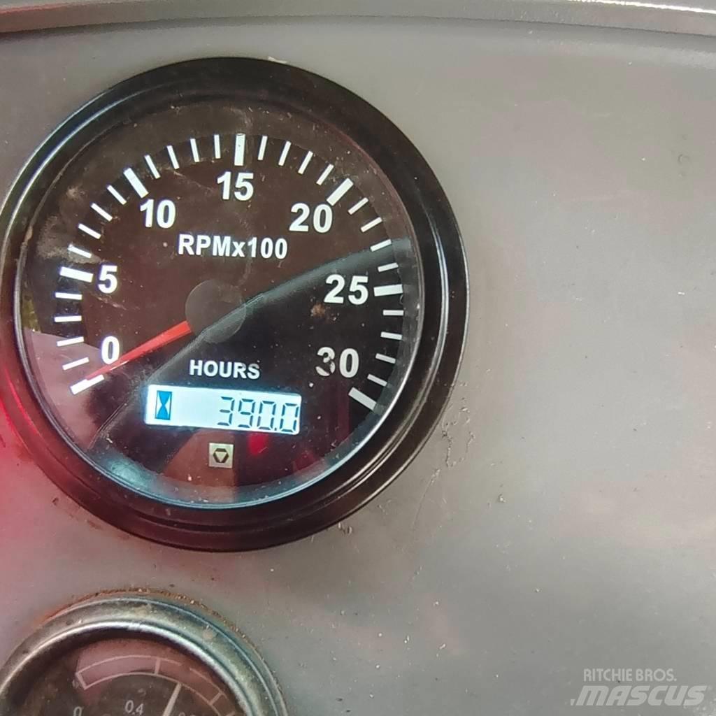 XCMG XS 223 J 單輪滾壓機
