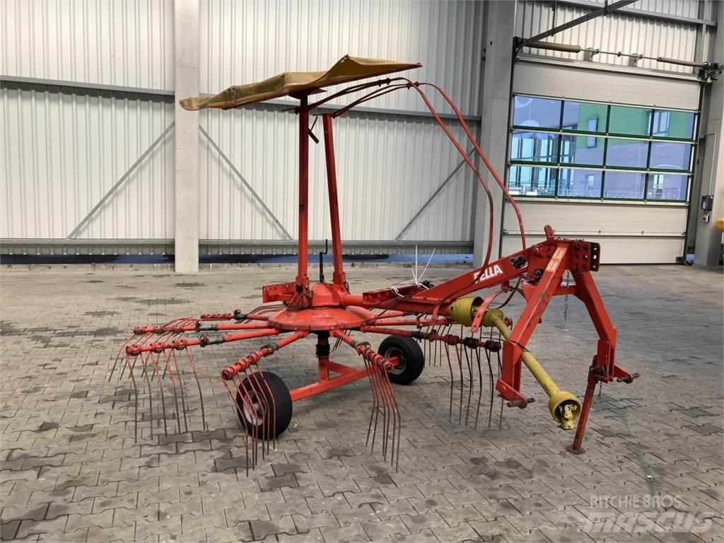 Fella TS 335 DN 堆草機