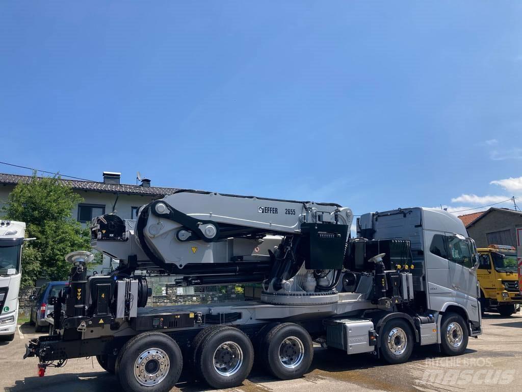 Volvo FH16-650 起重機卡車