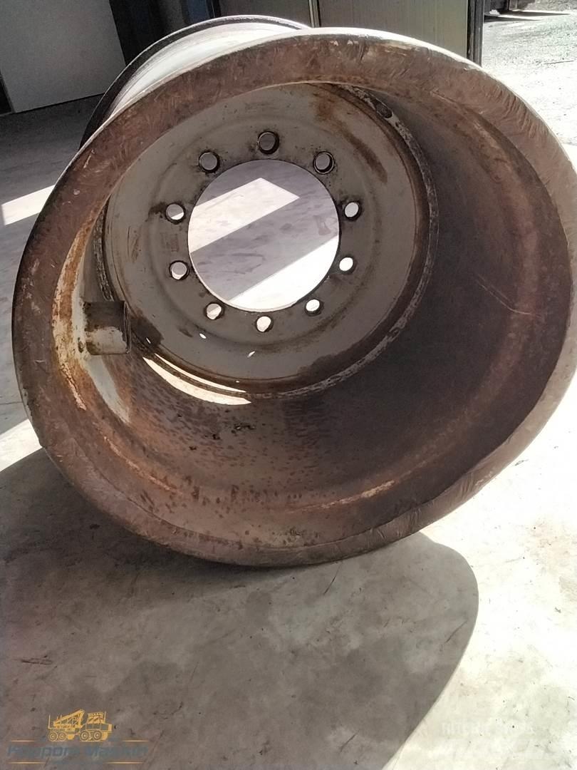 Valmet 890 24x26,5 輪胎、車輪和輪圈