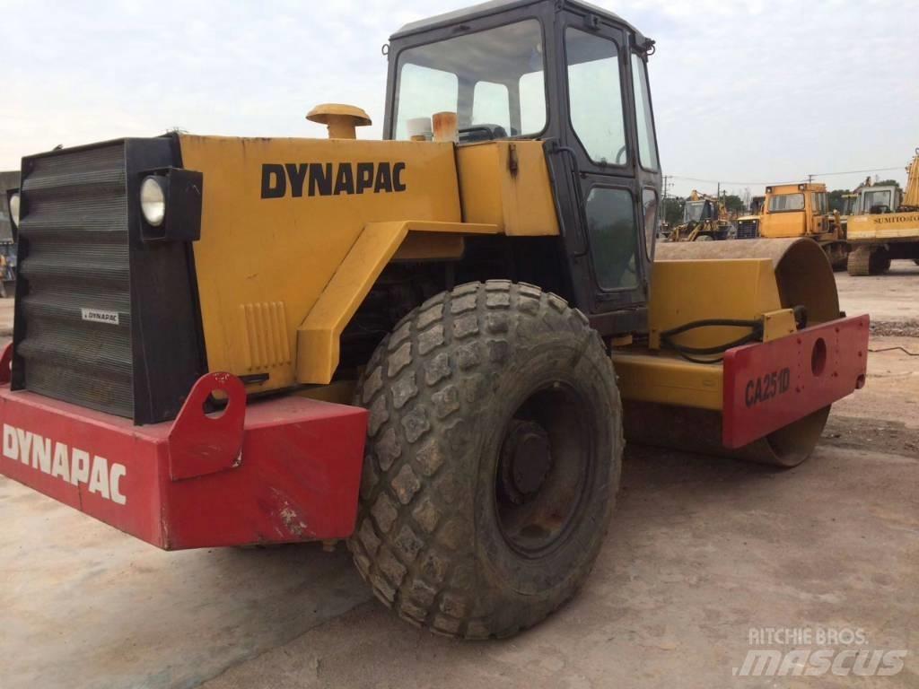 Dynapac CA 251 D 單輪滾壓機