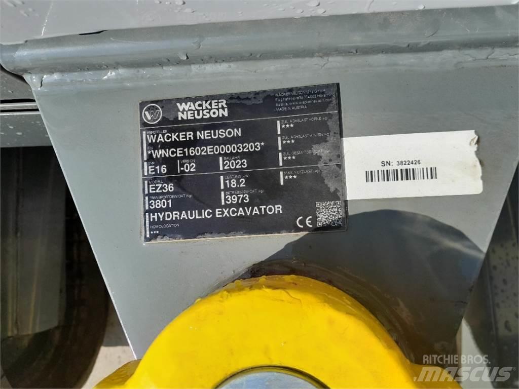 Wacker Neuson EZ36 小型挖土機/掘鑿機<7t(小型挖掘機)