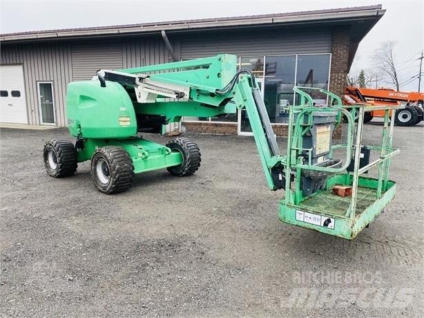 JLG 450 AJ 曲臂高空作業車