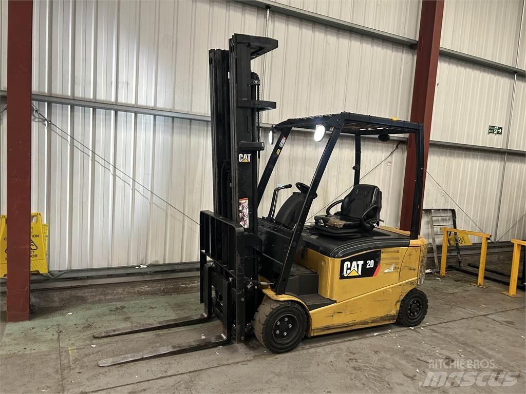 CAT EP20PN 電動堆高機