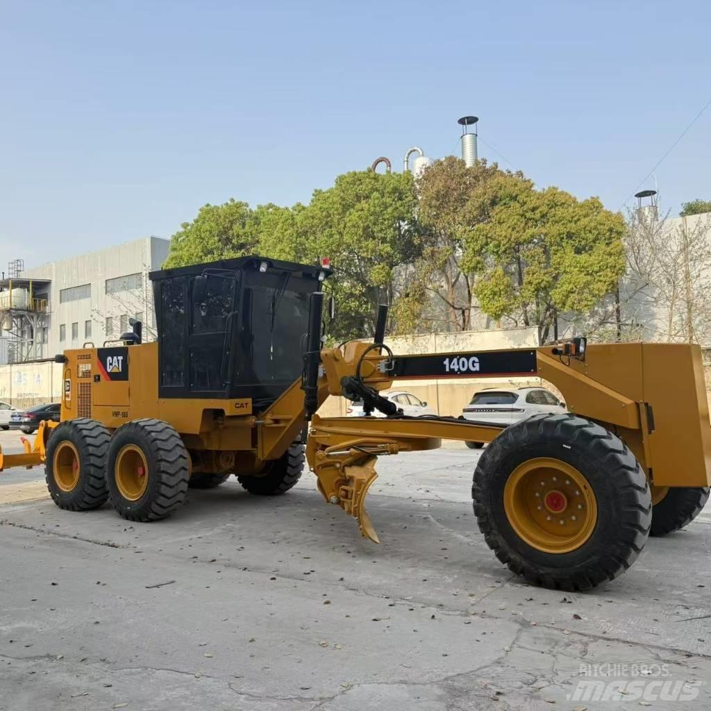 CAT 140 G 平土機