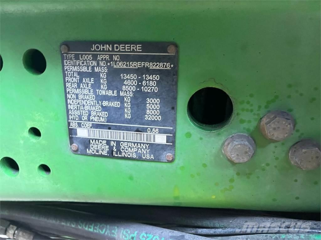 John Deere 6215R 曳引機
