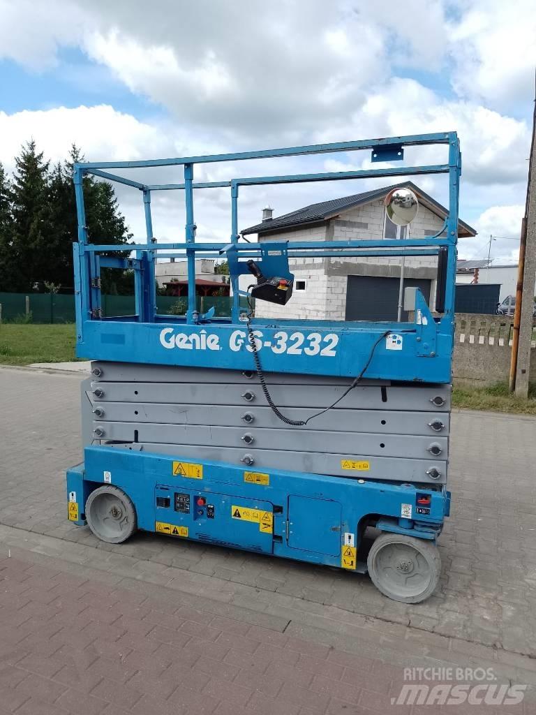 Genie GS 3232 剪式升降機