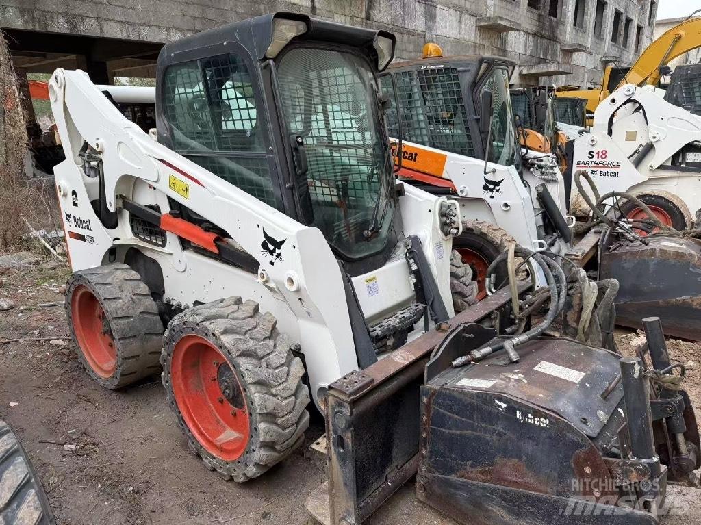 Bobcat S 220 S750 滑移轉向裝載機