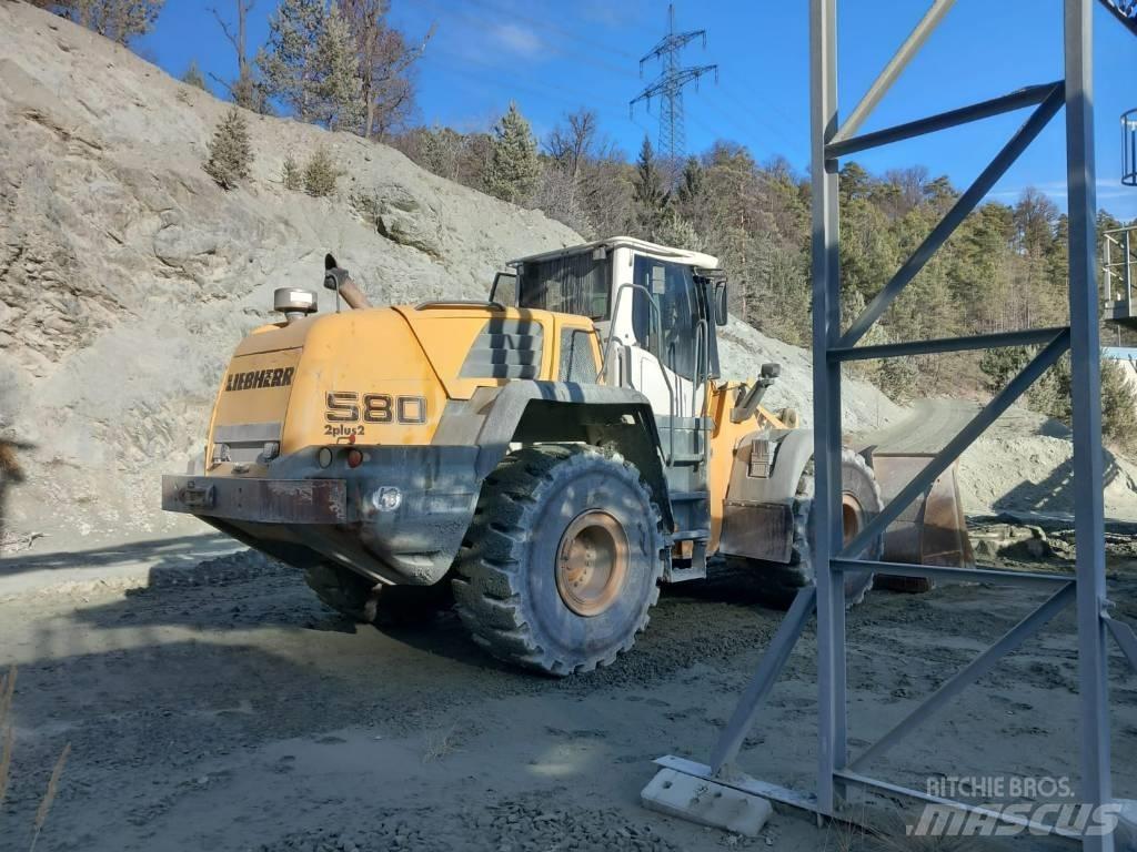 Liebherr L 580 滑移轉向裝載機