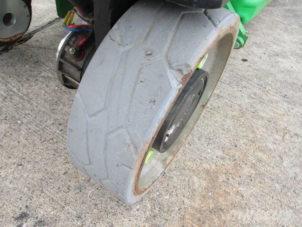 JLG 2632 ES (983) 剪式升降機