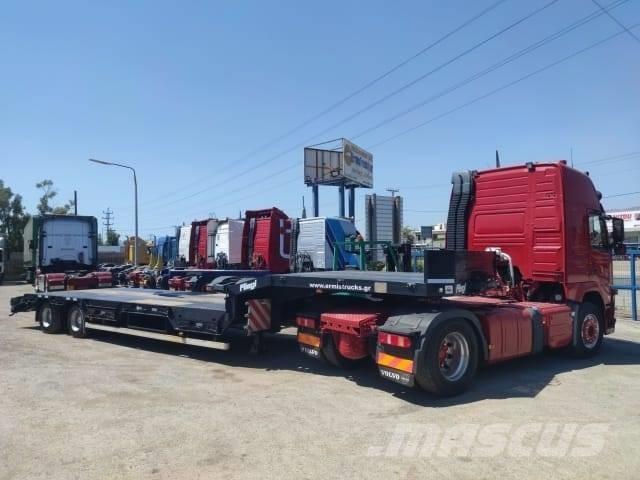 Fliegl 2 axles 地架式半拖車