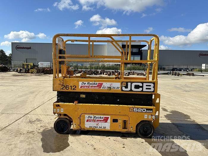 JCB S2032E 剪式升降機
