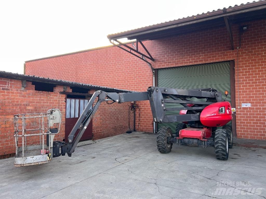 Manitou 180 ATJ 曲臂高空作業車