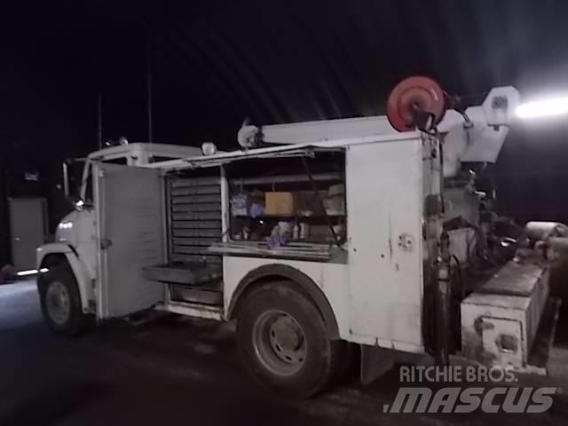 Freightliner L70 其他貨車