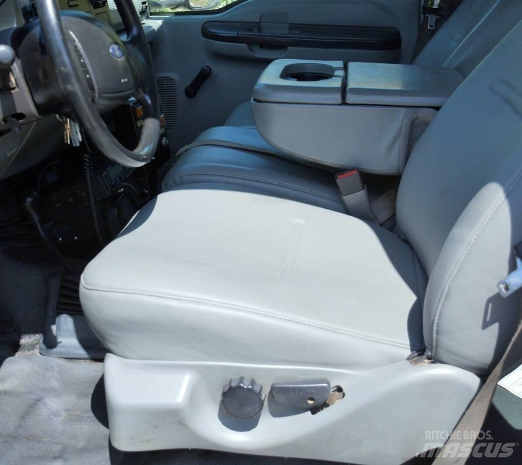 Ford F 550 都市/通用型車輛